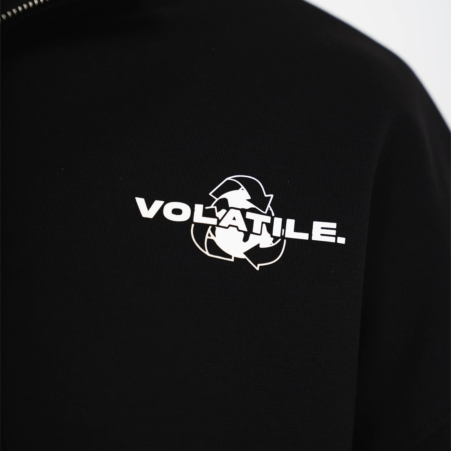 HALF ZIP