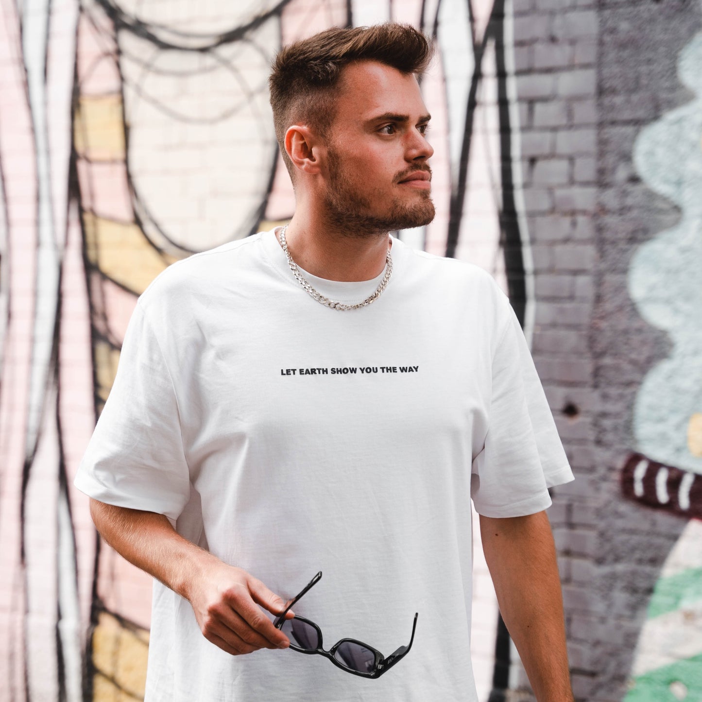 EARTH TEE