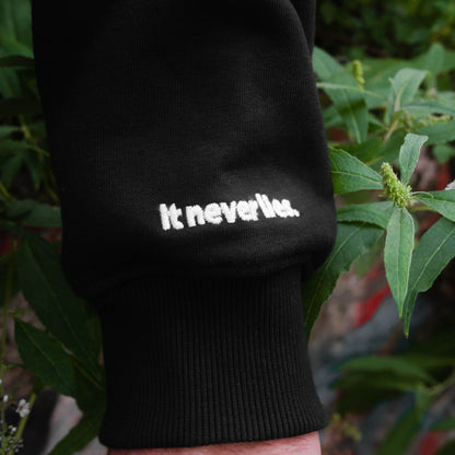 SIGNATURE HOODIE