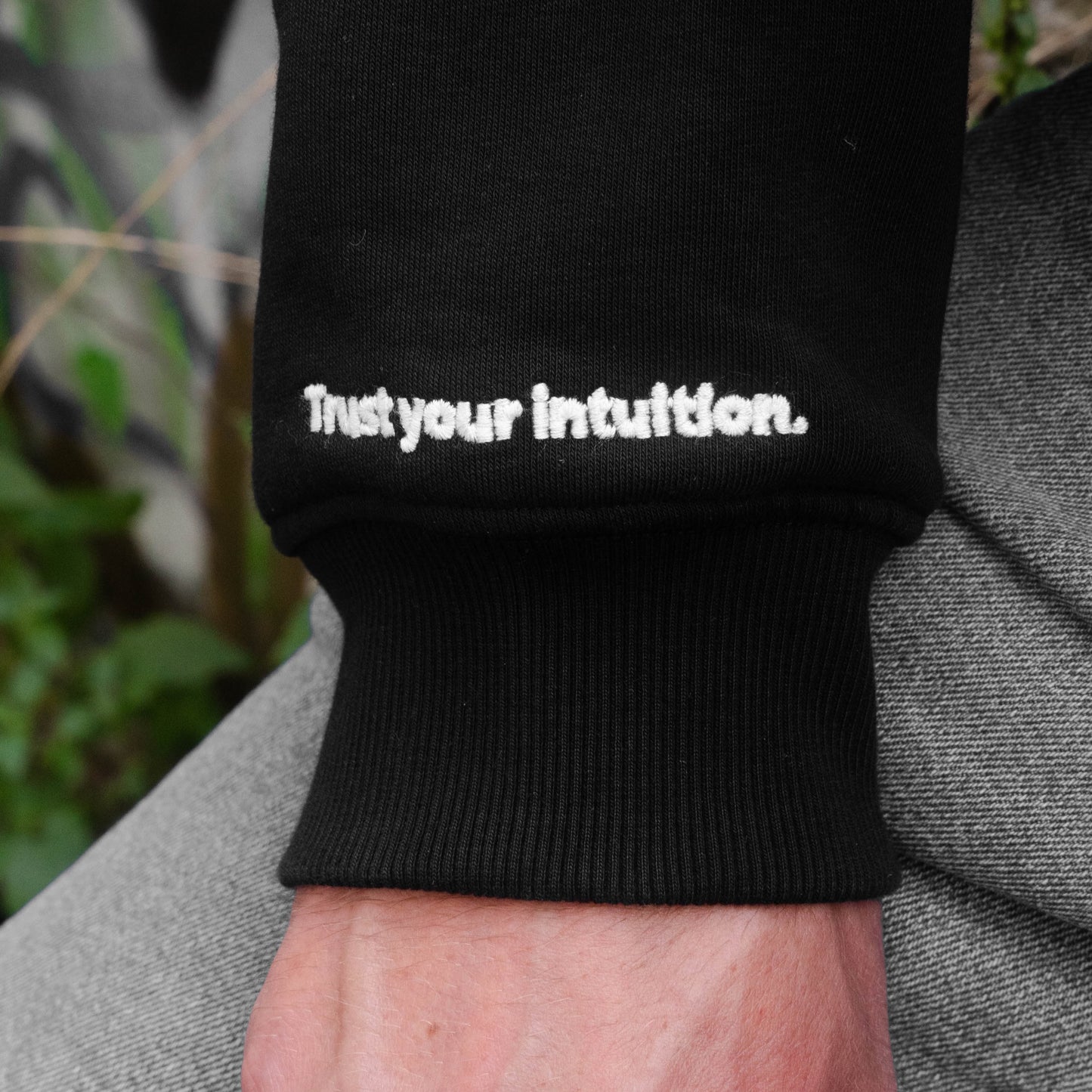 SIGNATURE HOODIE